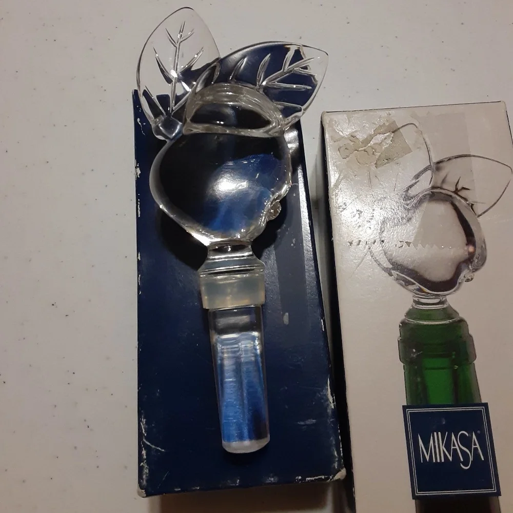 Mikasa Apple Orchard Lead Crystal Bottle Stopper